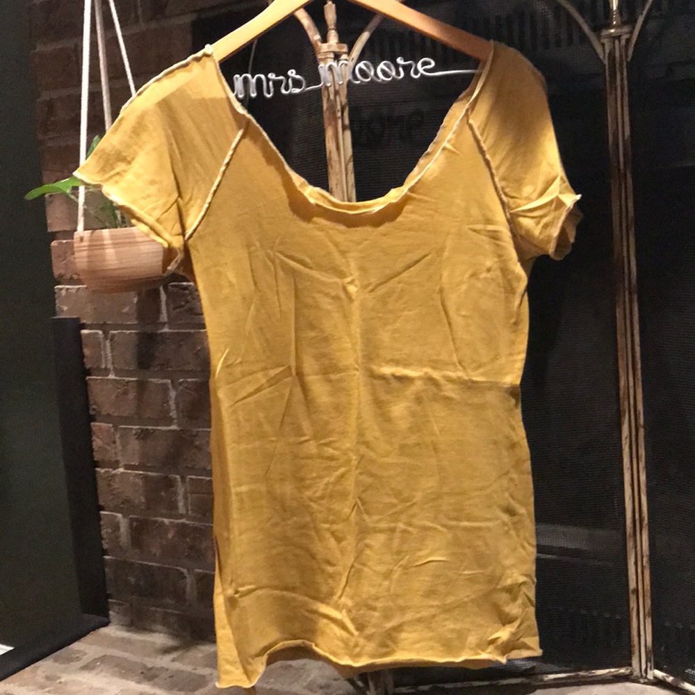Spiritex - Mustard Yellow Ruffle Hem Tee - Medium